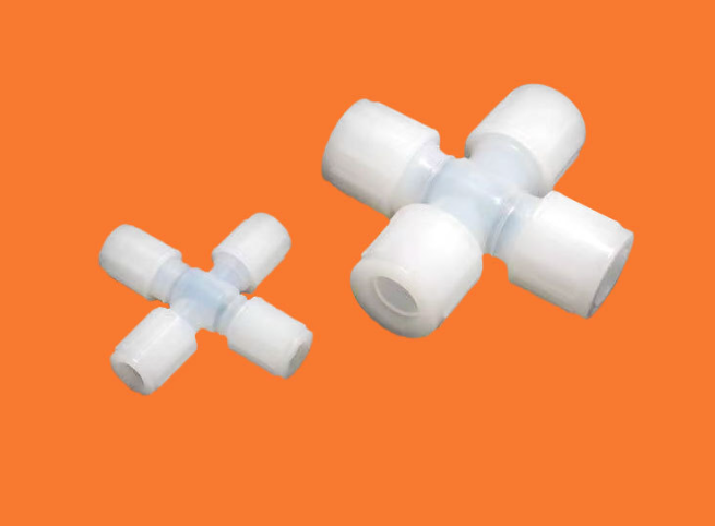 Flared PFA Elbow Male Thread Connector, Semi-transparent Plastic Hose Fitting, Resistant to Strong Acid, Alkali and High Temperature
